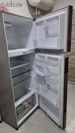 Toshiba 565L Refrigerator