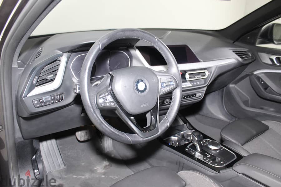 Certified BMW 120i 2021 8