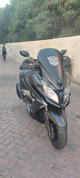 kymco 350 model 2022 1