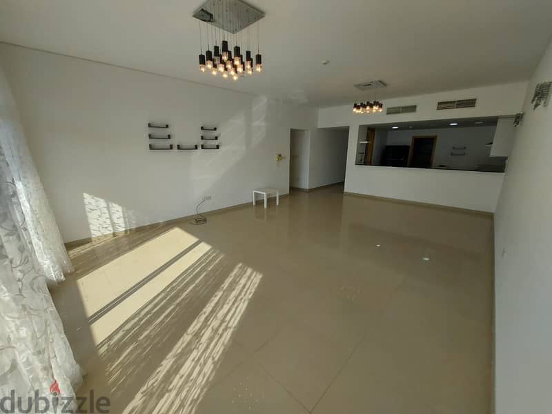 Freehold  Spacious  4 bedrooms in amwaj island 9