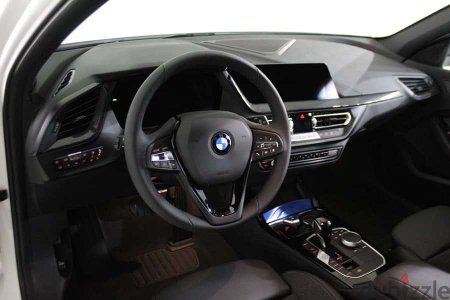 Certified BMW 120i Hatch 6