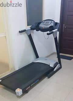 Treadmill - Heavy duty Excellent Condition Like New 0