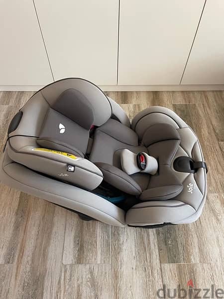 Car seat from JOIE 2