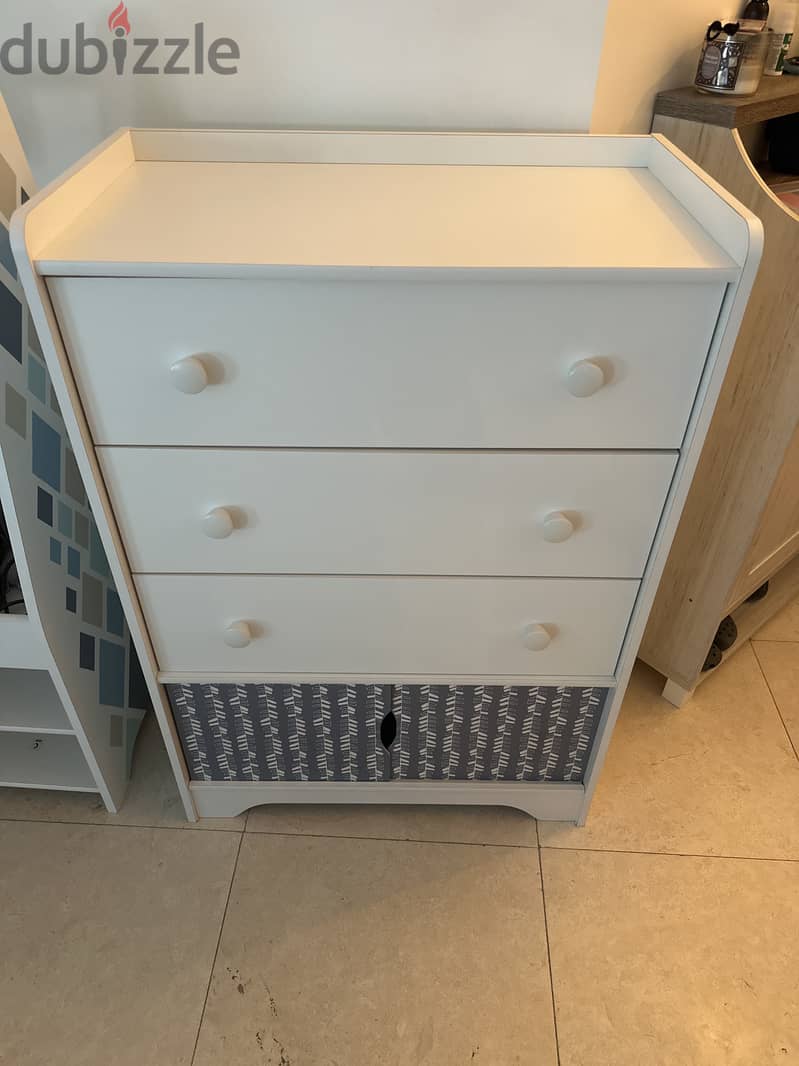 Chest of draws (toddler) 1
