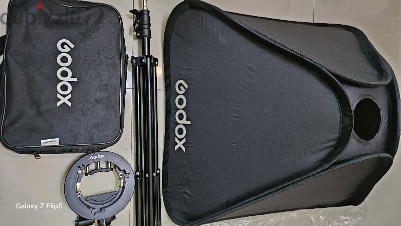 Godox Softbox + stand + speedlite holder 2