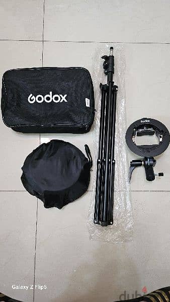 Godox Softbox + stand + speedlite holder 3
