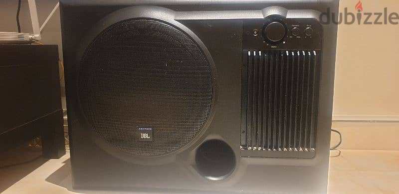 JBL 10" speaker subwoofer 1