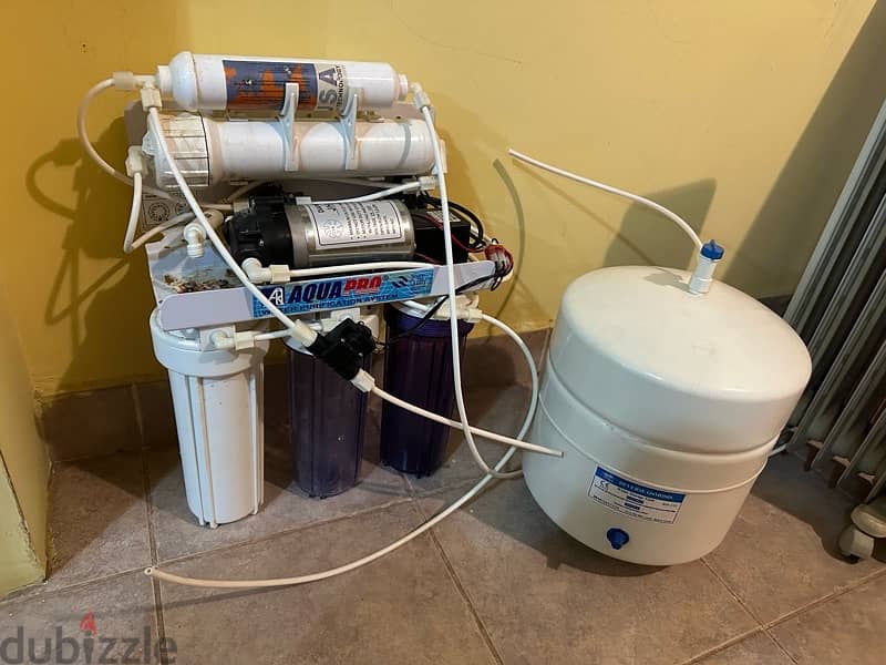 Used Aqua pro water purification system 0