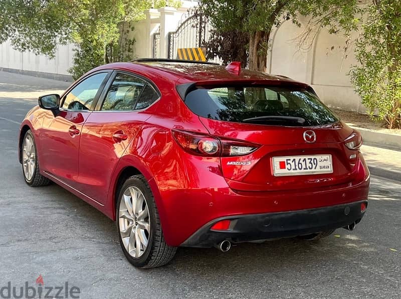 Mazda 3 Hatchback 2