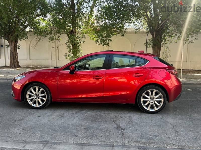 Mazda 3 Hatchback 4