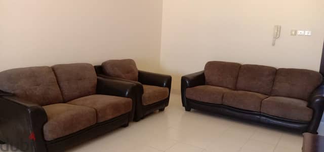 LEATHER SOFA SET FOR SALE