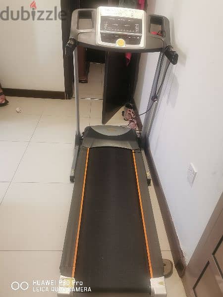 treadmill slightly used 1