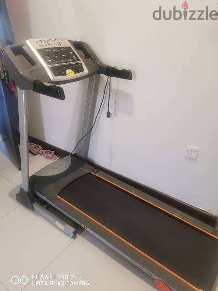 treadmill slightly used 2