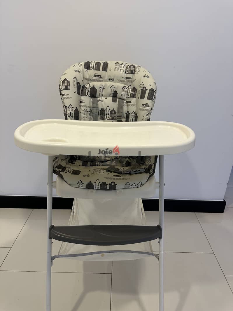 Joie printed baby high chair 0