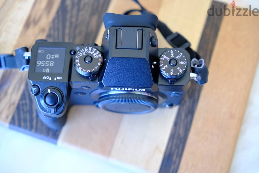 Fujifilm X-H1 with Battery Grip 3
