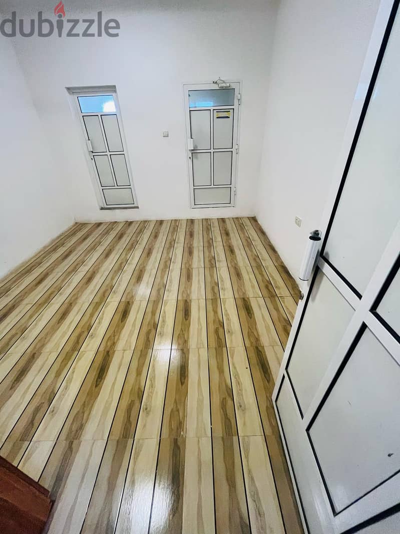 Studio flat for rent in hamala 100bd with ewa 6