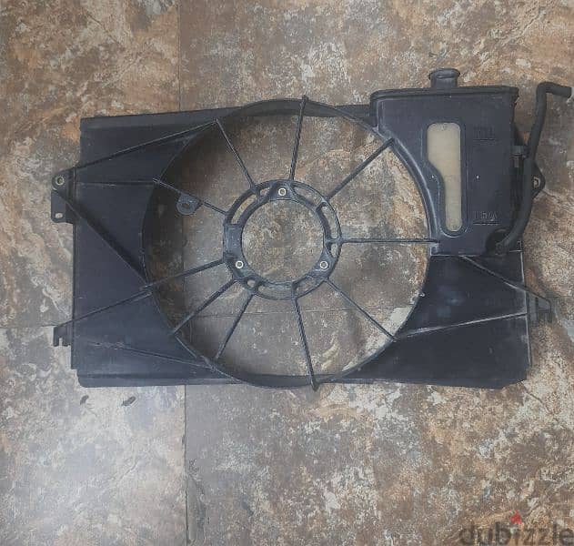 fan cover the radiator for sale corolla 2002 to 2007 0