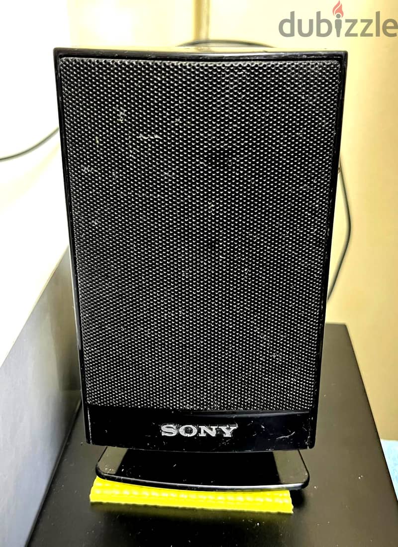 Sony speaker 6