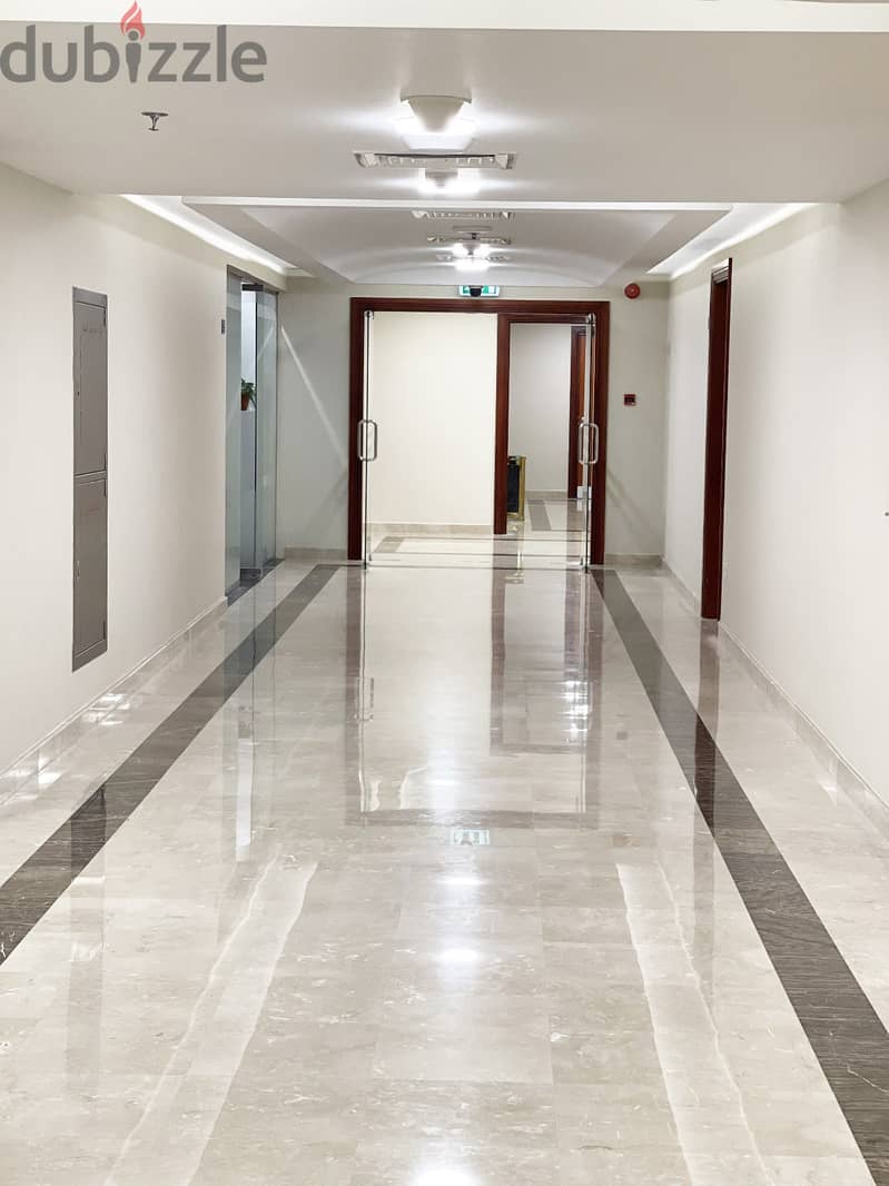 in Sanabis: Good and perfect physical office address for only 75   BHD 0