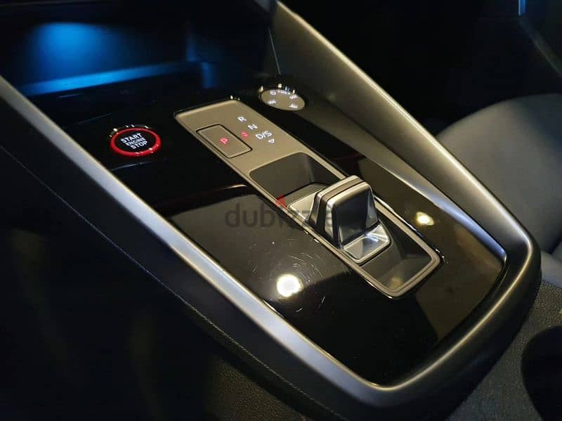 Audi RS3 model 2022 9