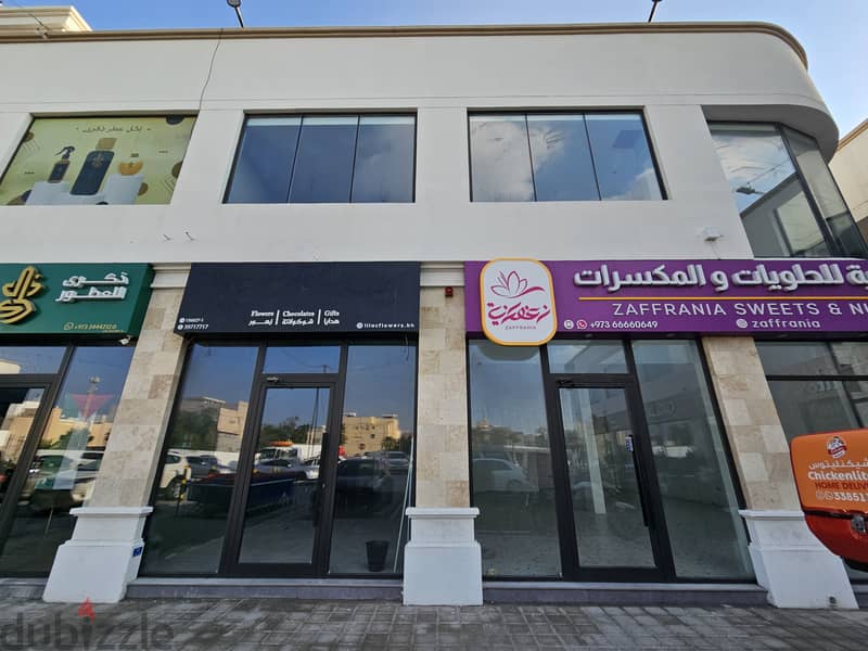 PREMIUM SHOP - BUSY LOCATION - REDUCED PRICE 9