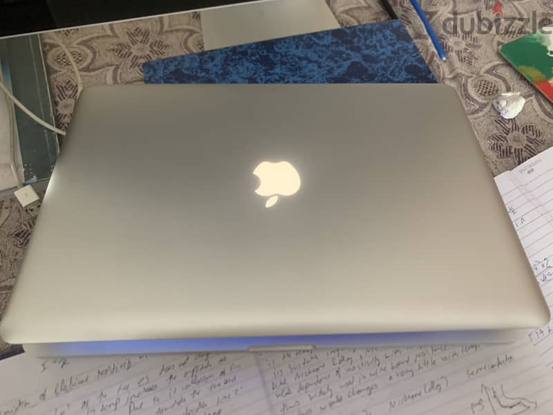 macbook pro 15 inch 2012 and apple cinema display 1