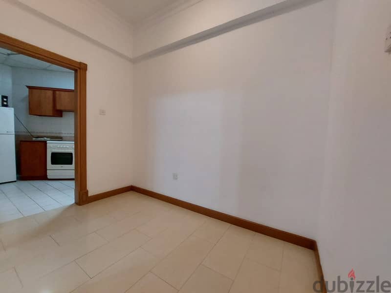 Bright One Bedroom Furnished Apartment 4