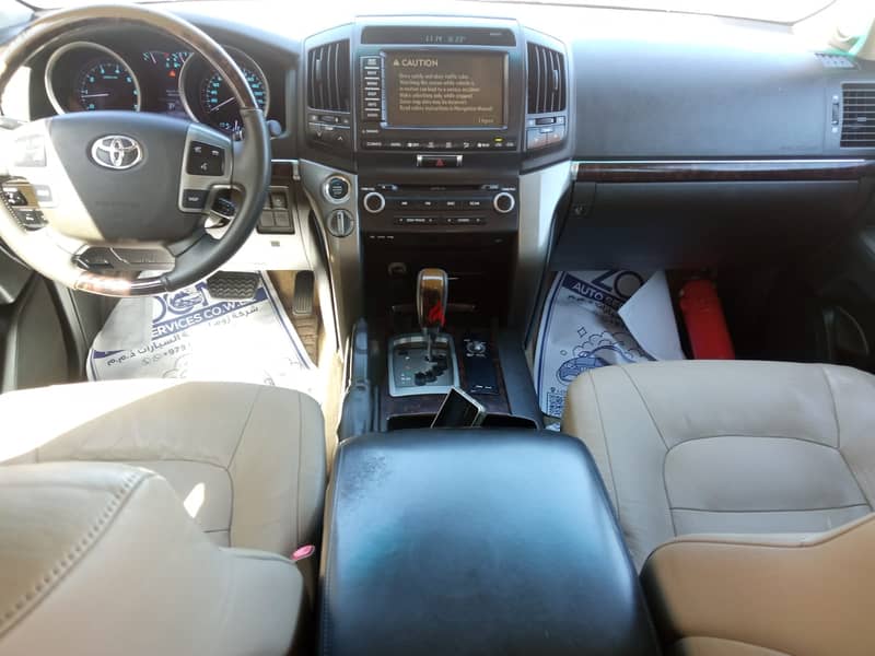 Toyota Land Cruiser VXR V8 2009 Full Option 4