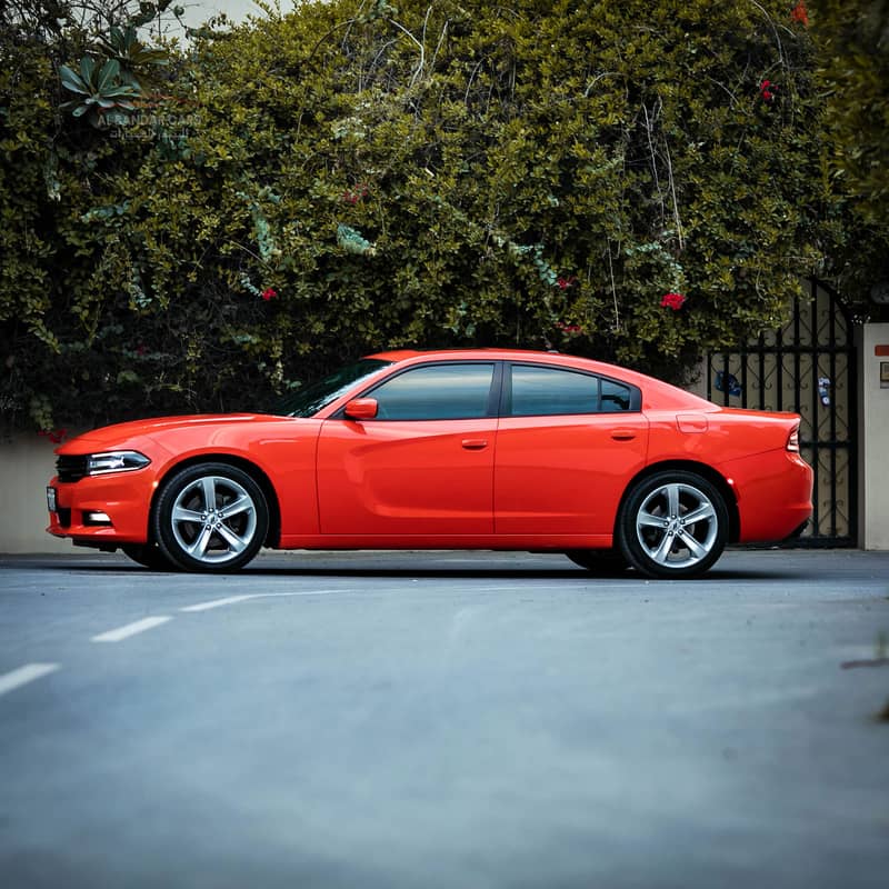 DODGE CHARGER SXT PLUS FULLY LOADED ORANGE GREAT CONDITION 7