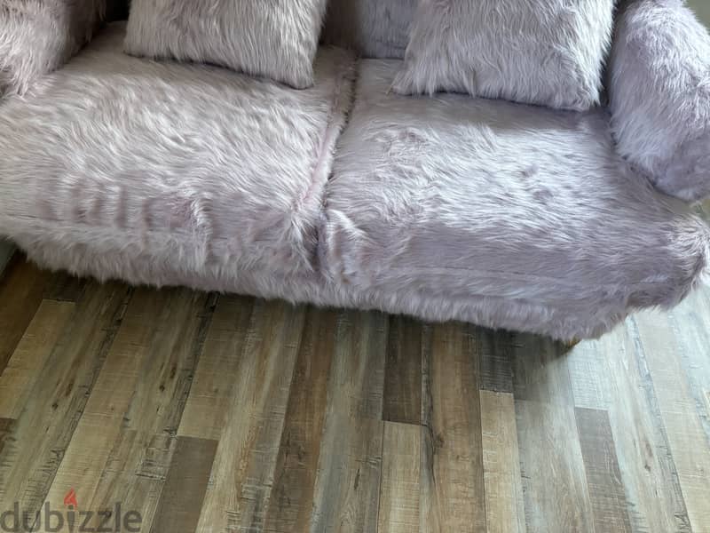 Fluffy sofa brand pink and white 2