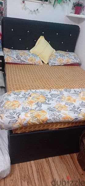 Double Bed with mattress good Condition for sale 1