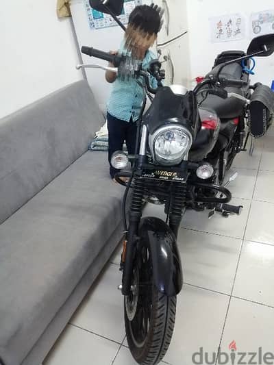 Bajaj cruise bike . AVENGER STREET 220