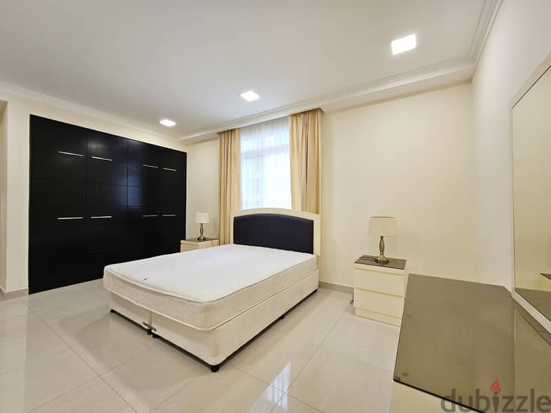 Spacious & Modern 3 Bedroom Flat in Janabiya 6