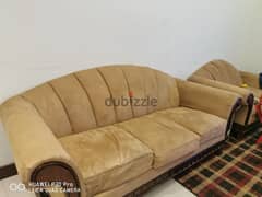 sofa set 7 seater with table and carpet 0