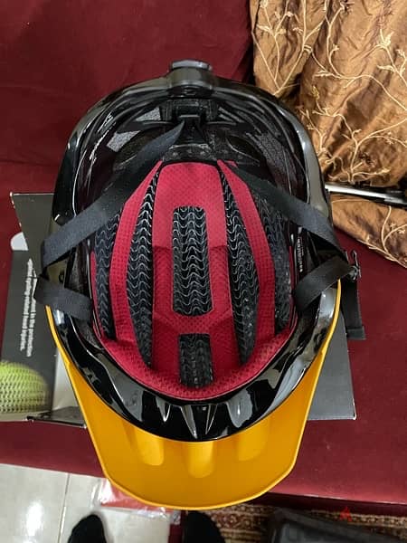 bontager mountain bike helmet 1