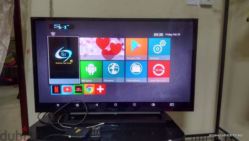 Sony led 40 sizeTV with smart android box 0