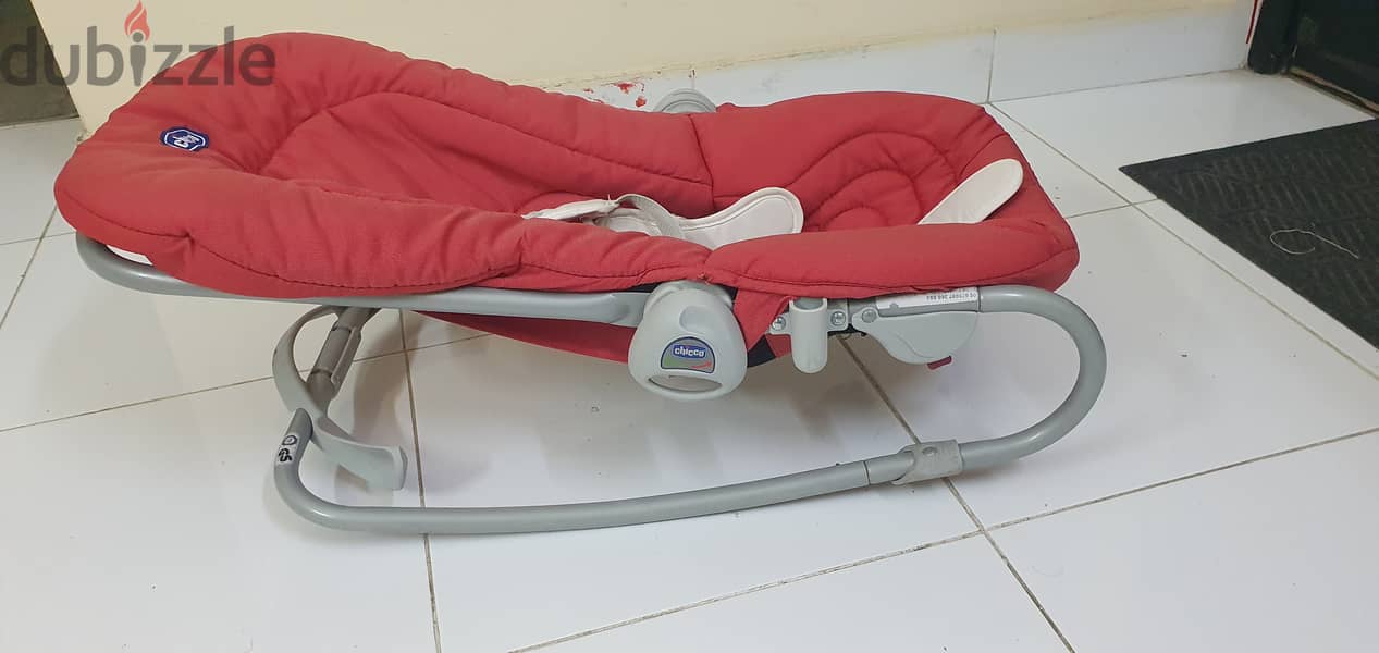 Sleeping bed with safety belt adjustable type 1