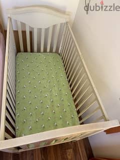 baby crib / cot with mattress 0