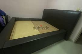 King bed for sell 0