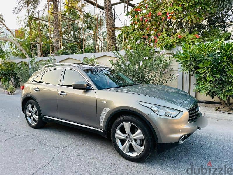 INFINITI FX35
Year-2009. Excellent condition car in very well maintain 5