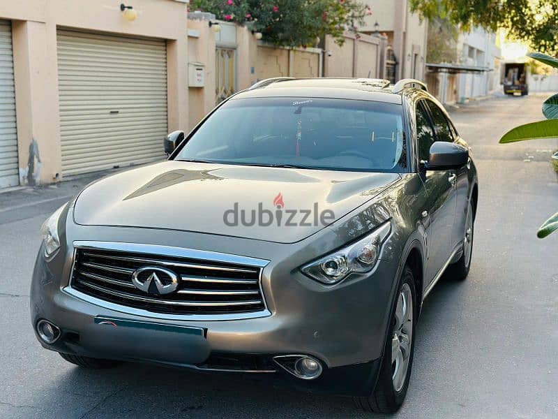 INFINITI FX35
Year-2009. Excellent condition car in very well maintain 13