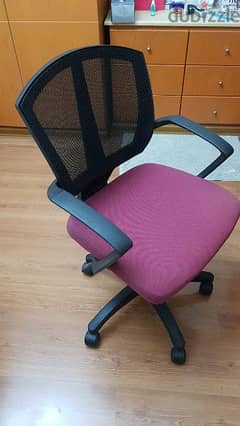 ikea table n ergonomic chair, like new for sale 0