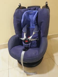 Maxi Cosi car seat for infant it's in good condition it's for 12BD onl