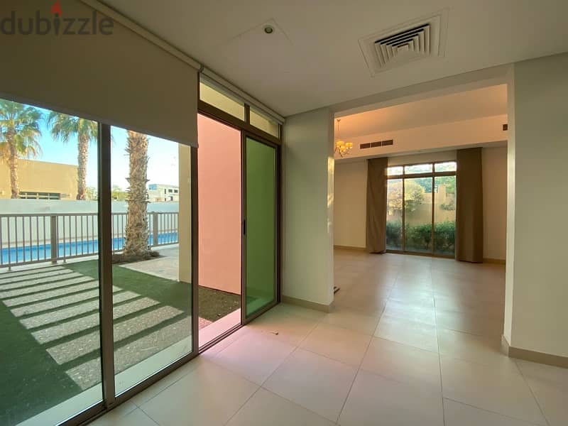 4 BHK WITH PRIVATE POOL AND GARDEN 2