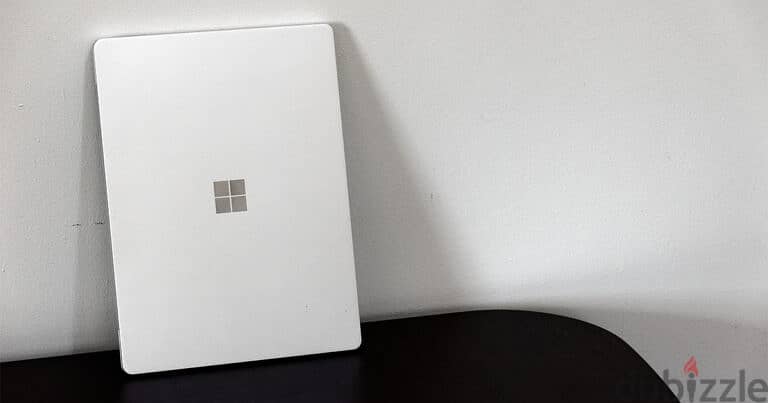10th Gen Microsoft Surface Laptop Go Core i5/ 8GB 256GB SSD 4