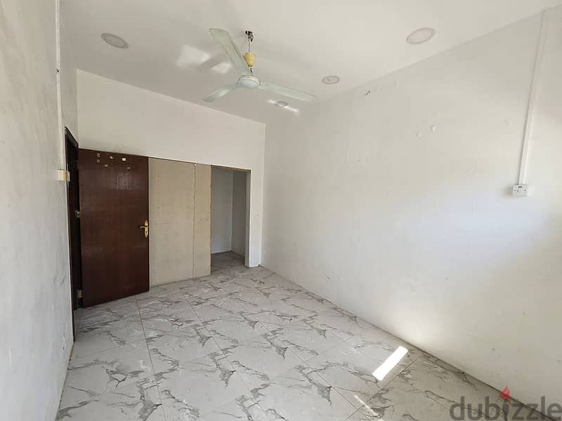 For Rent 2BHK Apartment in Jidhafs Near GoldShops 6