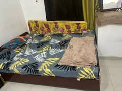 family cot and bed for sale 0