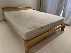 Bed with mattress 140x200 clean and perfect