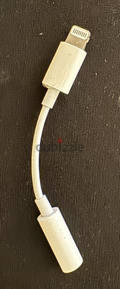 Apple headphones lightning adapter 0