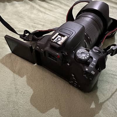 Canon 700D touch screen